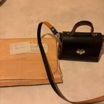Hender Scheme assemble hand bag flap s