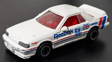 토미카 빨간 상자 No.84 닛산 스카이라인 레이싱 리복 일본제 당시물