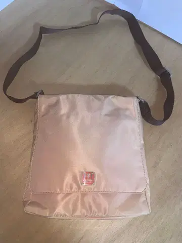 FFI 파타 파브리카 이탈리아나 나일론