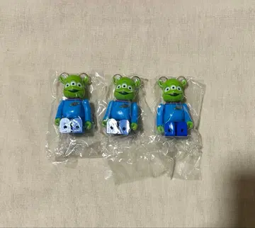[ 미개봉 새상품 ] 베어브릭 토이스토리 에이리언 3체 세트