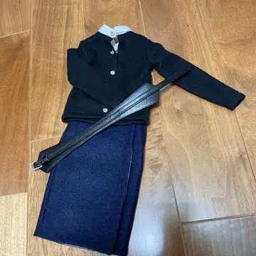 [중고] 보크스제 쿨 타이트 스커트 코디