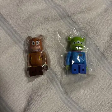 베어브릭 토이스토리