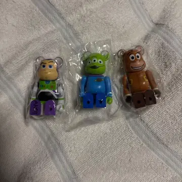 베어브릭 토이스토리 콜라보 3체 세트