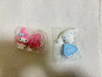 마이멜로디 & 시나모롤 플로키 피규어