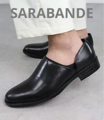 새상품급 SARABANDE 블랙 가죽 슬립온 비트 로퍼 47