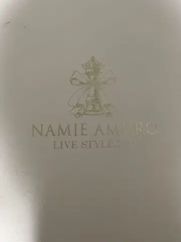 2011년 아무로 나미에 콘서트 팸플릿