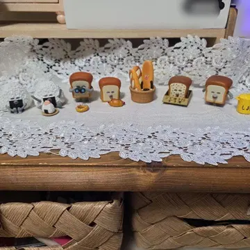 빵도둑 가챠가챠 피규어