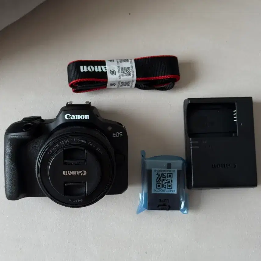 캐논 EOS R100 + RF 16mm F2.8 STM 세트