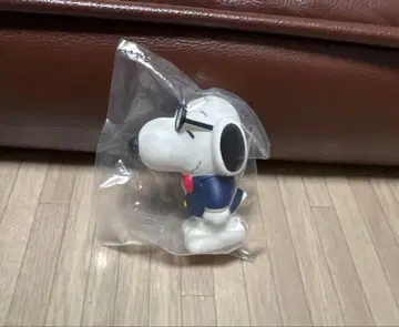 스누피 조 프레피 소프트 비닐 피규어 트레이딩 피규어
