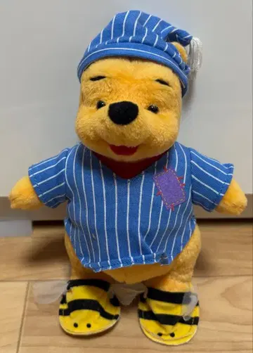 곰돌이 푸 벌꿀군 파자마 봉제 인형 디즈니