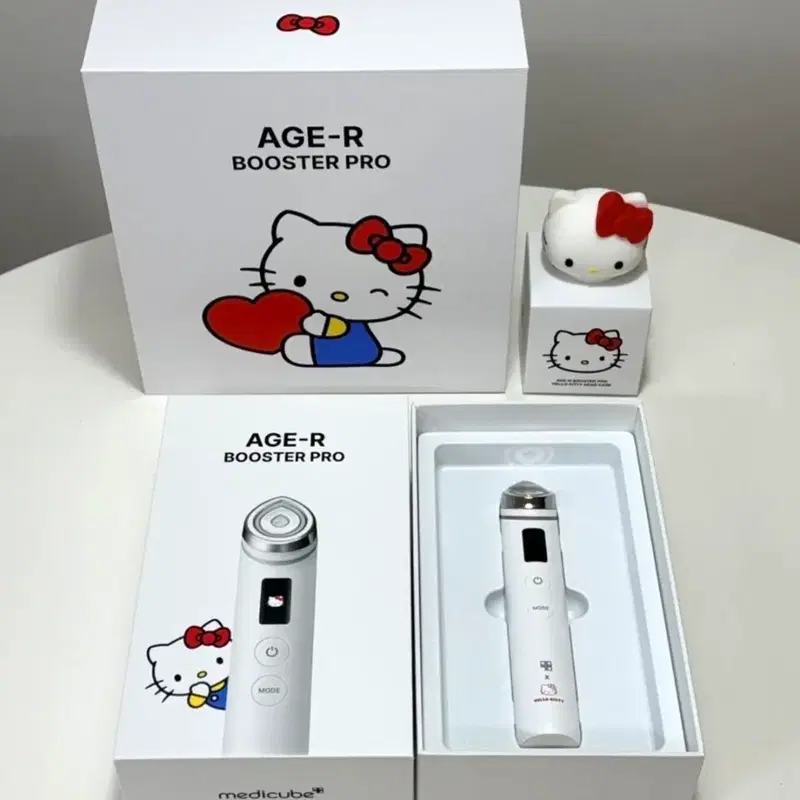 거의새것 메디큐브 에이지알 부스터 프로 헬로키티