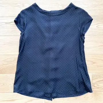 새상품급 TOMORROWLAND Collection 실크 블라우스