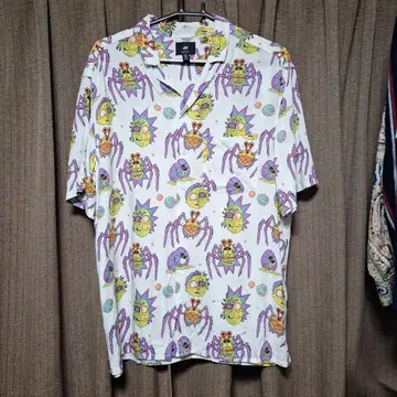 H&M 릭 앤 모티 알로하 셔츠 M