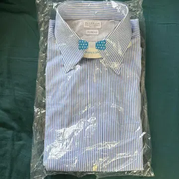 브루넬로 쿠치넬리 긴팔 와이셔츠 보타이 포함