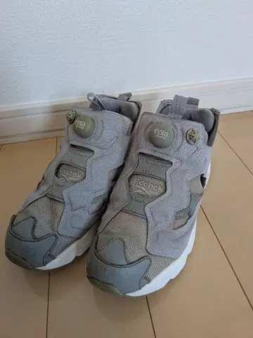 Reebok 인스타펌프 퓨리 24.5cm 그레이 V65751
