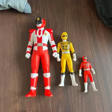 슈퍼전대 히어로 피규어 세트
