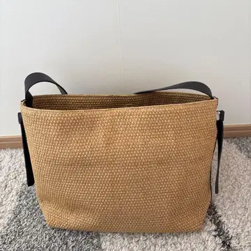 LEQUIPE 라피아제 베이지 토트백