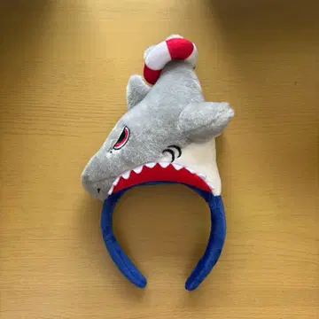 USJ 상어 머리띠