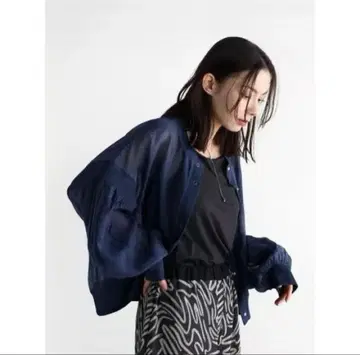 YAMADAYA 라디에이트 시어 셔링 가디건 네이비