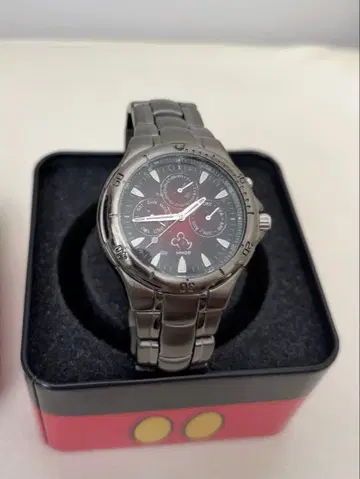 디즈니 미키 마우스 크로노그래프 시계