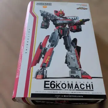 MODEROID E6 코마치 신카리온