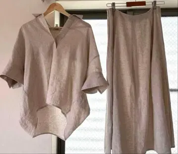 바나나리퍼블릭 셋업 반팔 스커트