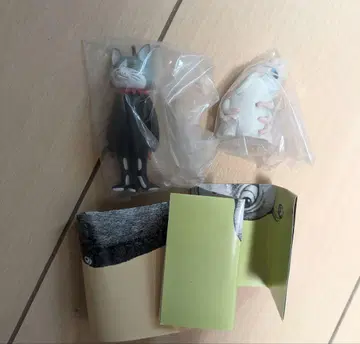 히구치 유코 가챠 캡슐 토이 피규어