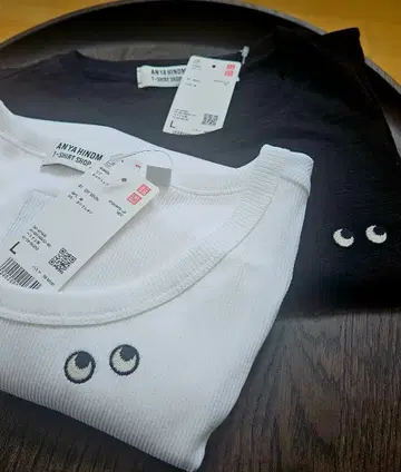 유니클로 ANXA 콜라보 T셔츠, 탱크탑 2장 세트