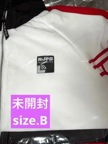 SizeB 니지산지 페스티벌 2026 클래스 저지 레드 자켓