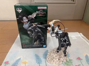 제일복권 진격의 거인 B상 리바이 피규어 땅울림