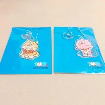 100% 도라에몽 & 프렌즈전 아크릴 2단 키링 벚꽃 시바견