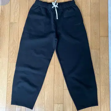 [GW 기간 한정] 골드짐 블랙 코쿤 스트레치 팬츠