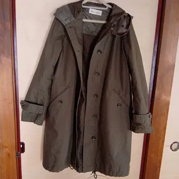 Journal Standard 카키색 트렌치코트