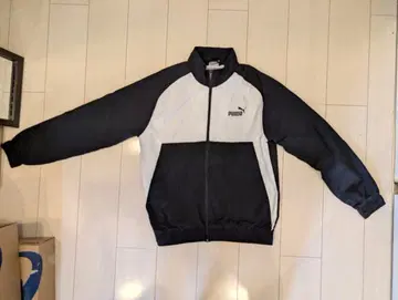 PUMA 윈드브레이커와 팬츠 세트