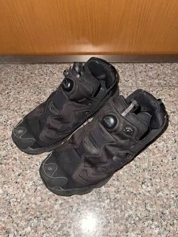 리복 펌프 퓨리 블랙