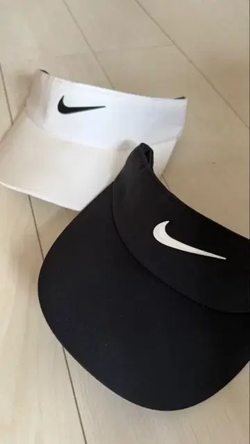 Nike 바이저 화이트 블랙 2세트