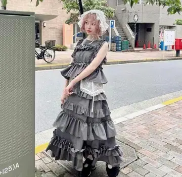 merry Jenny 프릴 티어드 원피스 그레이