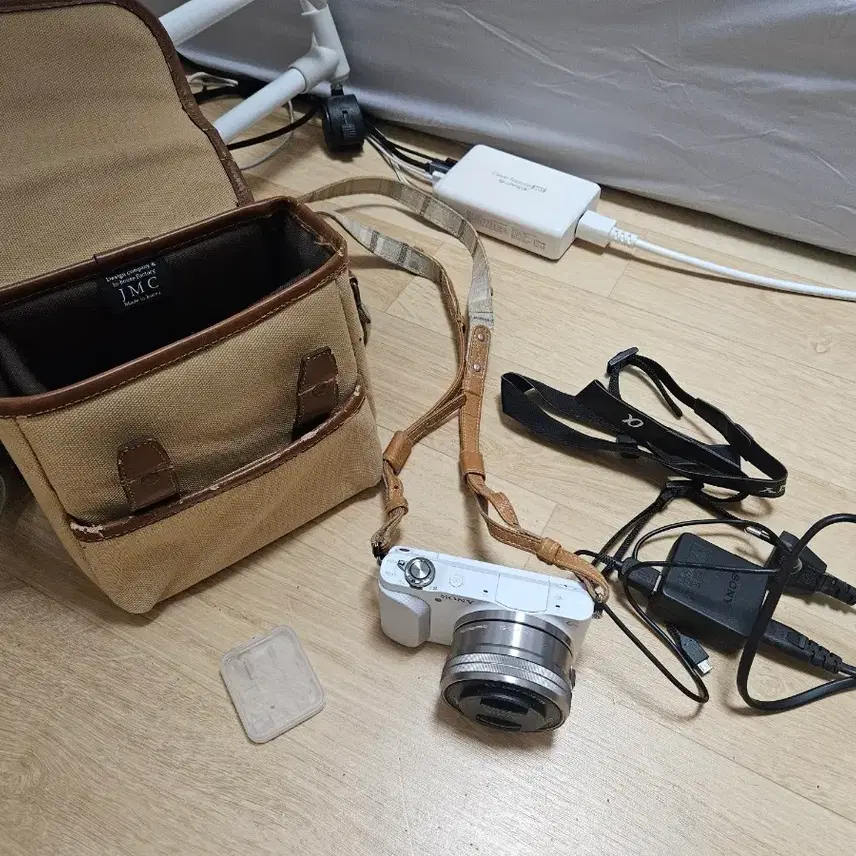 소니 NEX-3N 화이트 16-50mm 렌즈 미러리스 카메라