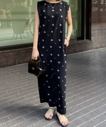 라운지 드레스 @iristagramuu 콜라보 숄더 턱 자수 원피스