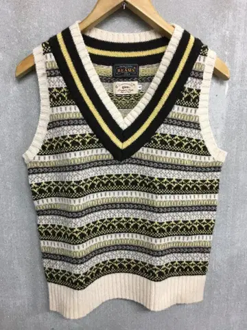 빔즈플러스 새상품급 22AW 페어아일 크리켓 니트 베스트