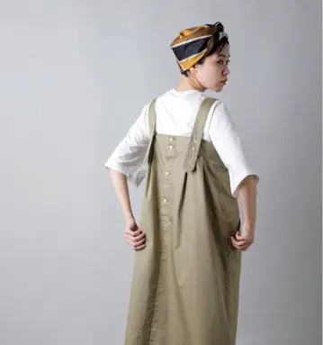 haversack 카키색 버튼 달린 롱 살로펫