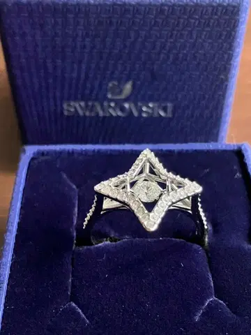SWAROVSKI 스와로브스키 반지 [ 15호 ] 스타 파베 댄싱