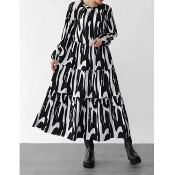 RADIATE 뉴앙스 프린트 티어드 원피스 야마다야