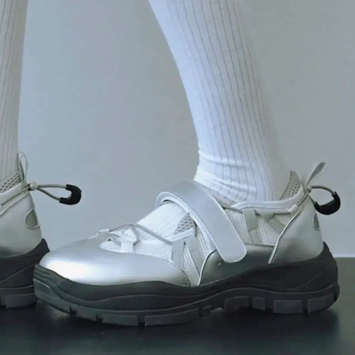 Rockfish Wayfarer kiss of life Silver Sneakers 240 #락피쉬웨더웨어