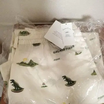 [미사용 새상품] GELATO PIQUE HOMME 다이너소어 롱팬츠 L