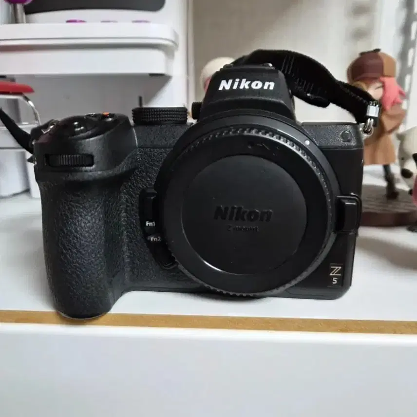 니콘 Z5 풀프레임 미러리스- 24-70mm f4 S