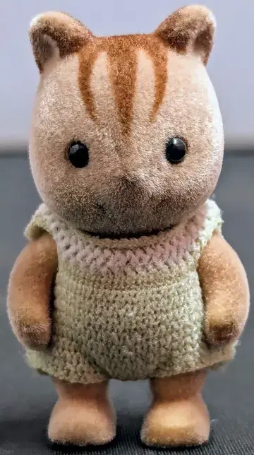 에포크사 실바니안 패밀리 호두 다람쥐 아기