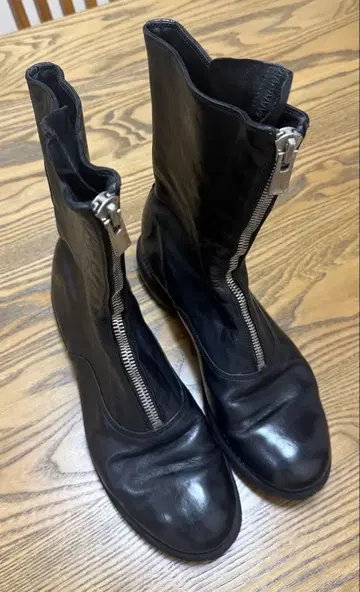새상품급 가격 협의 가능 GUIDI 프론트 지퍼 부츠 41 블랙
