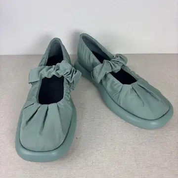 [ 새상품급 ] 캠퍼 오크 마이라 플랫슈즈 37 레어 컬러