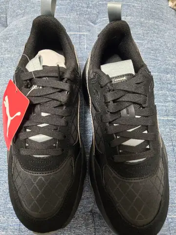 우타프리 카르나이 PUMA 스니커즈 미카제 아이